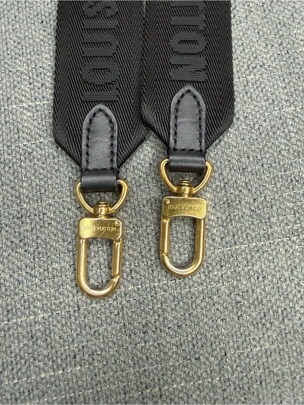 Louis Vuitton adjustable crossbody wide guitar strap BLACK - Picture 4 of 5